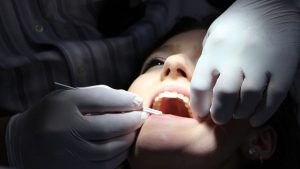 عوارض بی حسی دندان