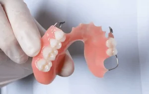 سخن پایانی: آیا شما کاندیدای مناسبی برای دندان مصنوعی تکه ای هستید؟